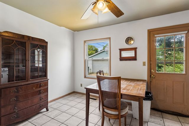 307 Edinburgh Drive, Lockport, IL 60441