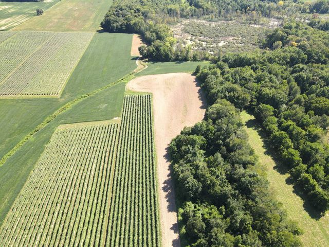 V/L E Hinchman Road, Berrien Springs, MI 49103