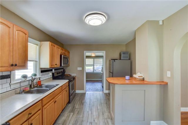 3433 Martin Johnson RD, Chesapeake, VA 23323