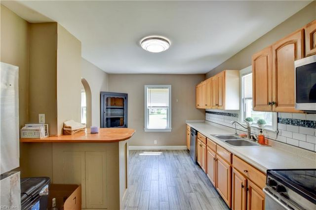 3433 Martin Johnson RD, Chesapeake, VA 23323