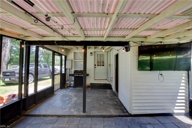 3433 Martin Johnson RD, Chesapeake, VA 23323