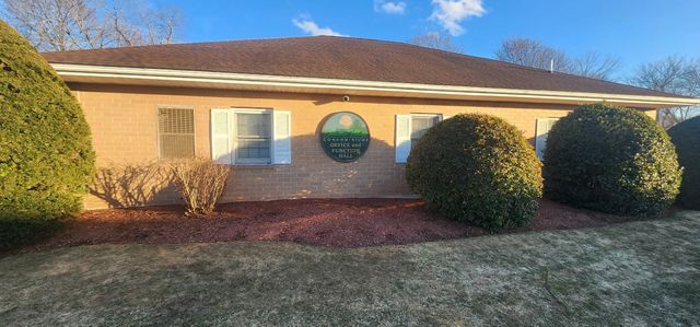 816 Elmwood Drive, Hudson, NH 03051