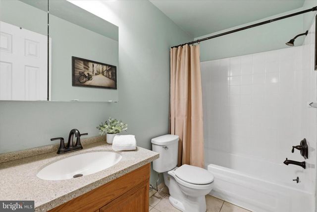 1103 WHITPAIN HLS, Blue Bell, PA 19422