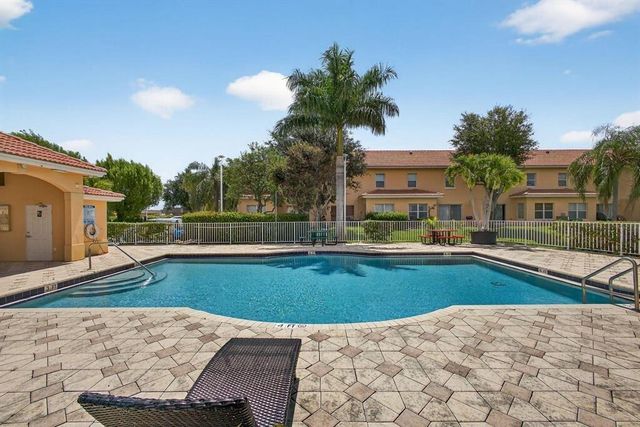 717 Talia Circle, Palm Springs, FL 33461