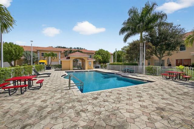 717 Talia Circle, Palm Springs, FL 33461
