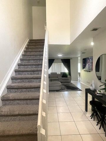 717 Talia Circle, Palm Springs, FL 33461
