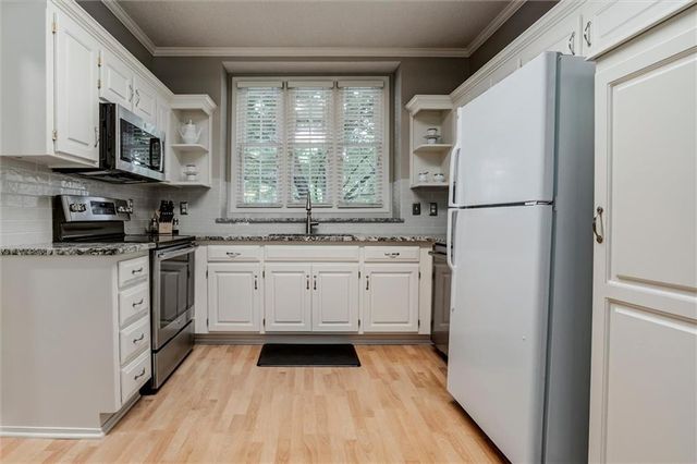 14959 S Greenwood Street, Olathe, KS 66062