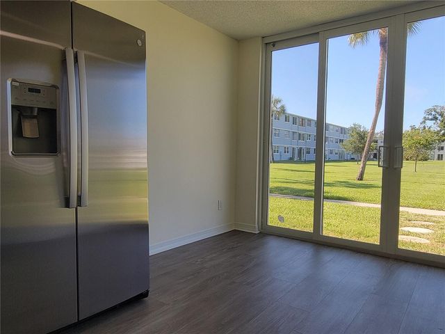 4880 LOCUST ST. NE 136, St Petersburg, FL 33703