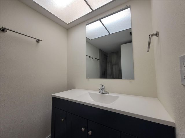 4880 LOCUST ST. NE 136, St Petersburg, FL 33703
