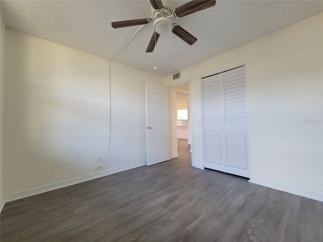 4880 LOCUST ST. NE 136, St Petersburg, FL 33703