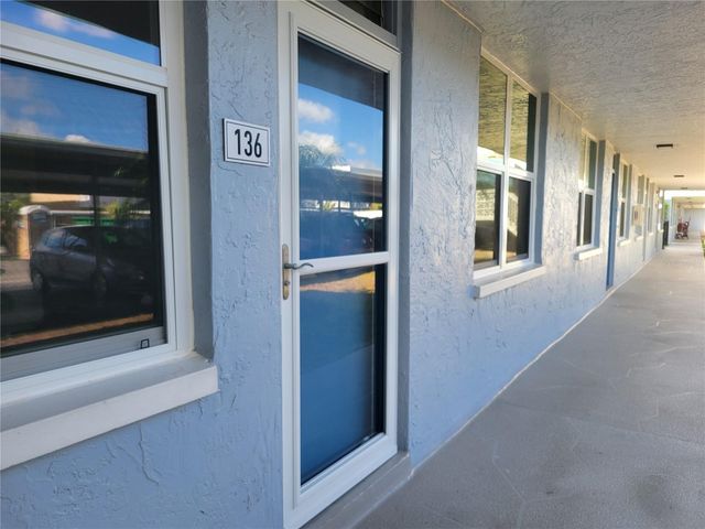 4880 LOCUST ST. NE 136, St Petersburg, FL 33703