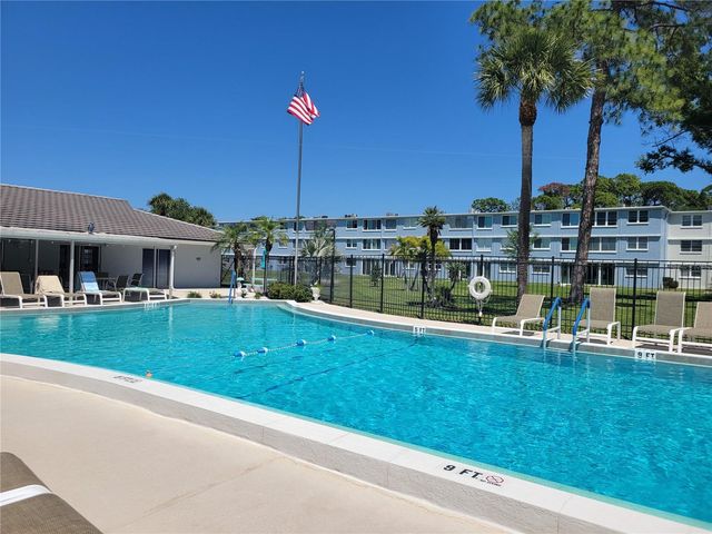 4880 LOCUST ST. NE 136, St Petersburg, FL 33703