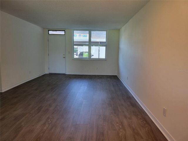 4880 LOCUST ST. NE 136, St Petersburg, FL 33703