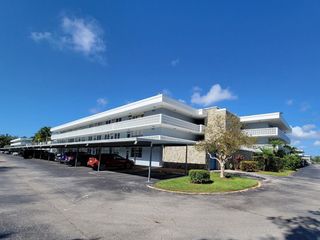 4880 LOCUST ST. NE 136, St Petersburg, FL 33703