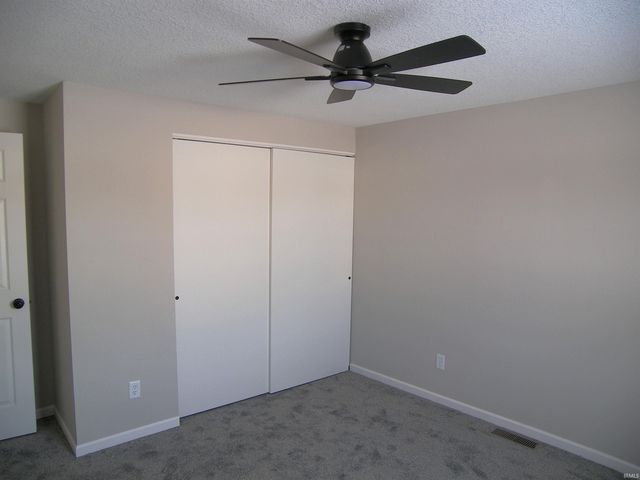 308 Eisenhower Parkway, Warsaw, IN 46580