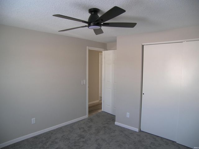 308 Eisenhower Parkway, Warsaw, IN 46580