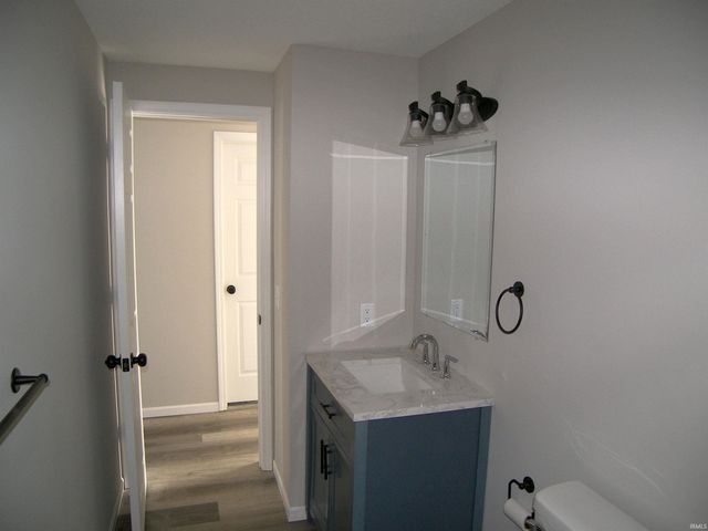 308 Eisenhower Parkway, Warsaw, IN 46580