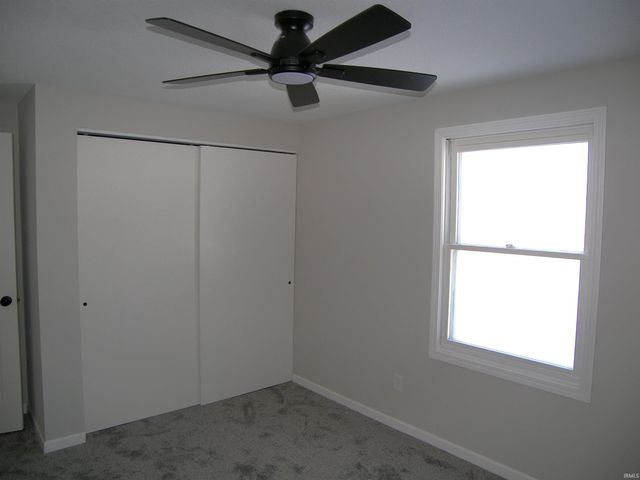 308 Eisenhower Parkway, Warsaw, IN 46580