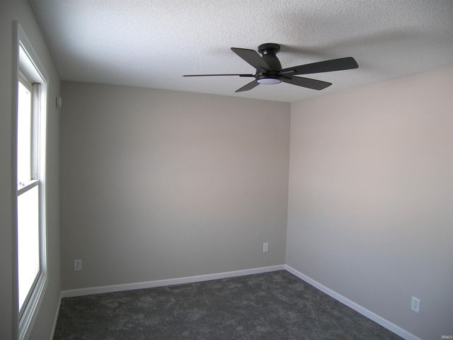 308 Eisenhower Parkway, Warsaw, IN 46580