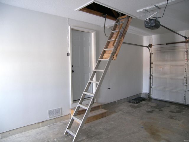 308 Eisenhower Parkway, Warsaw, IN 46580