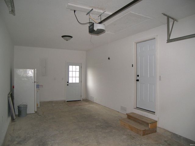 308 Eisenhower Parkway, Warsaw, IN 46580