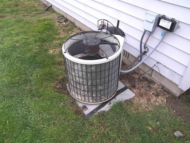 308 Eisenhower Parkway, Warsaw, IN 46580