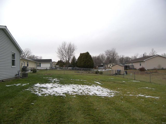 308 Eisenhower Parkway, Warsaw, IN 46580