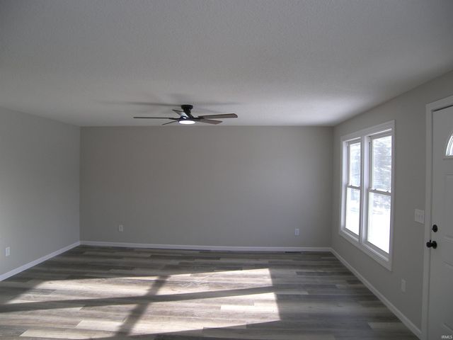 308 Eisenhower Parkway, Warsaw, IN 46580