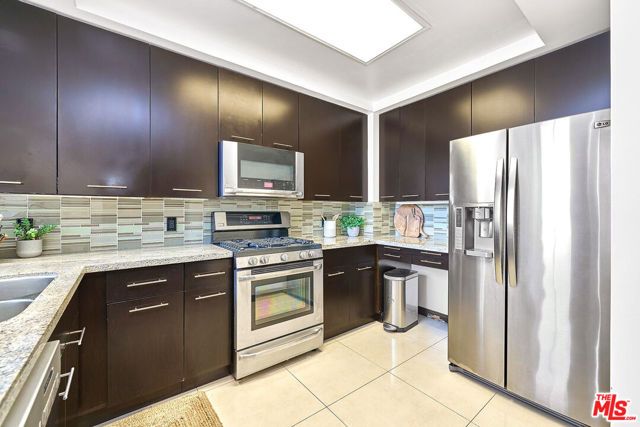 520 S Kingsley Drive PH3, Los Angeles, CA 90020