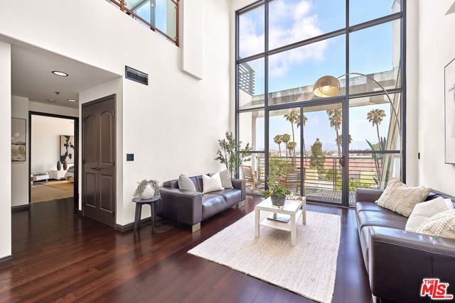 520 S Kingsley Drive PH3, Los Angeles, CA 90020
