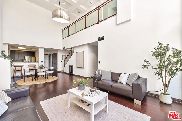 520 S Kingsley Drive PH3, Los Angeles, CA 90020