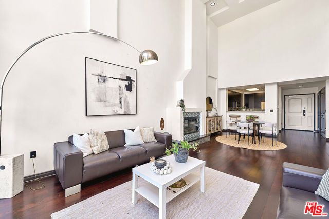 520 S Kingsley Drive PH3, Los Angeles, CA 90020