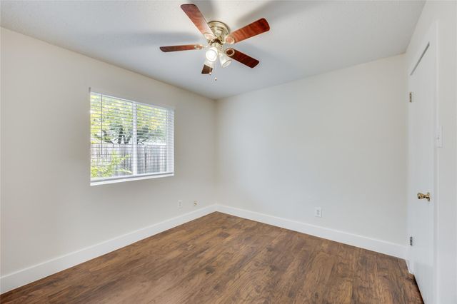 1207 Hughmont DR, Pflugerville, TX 78660