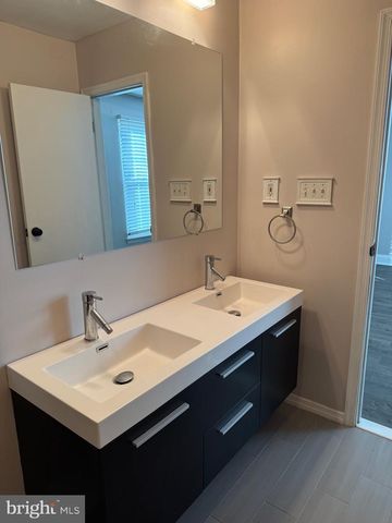 23 PARTRIDGE CT, Marlton, NJ 08053