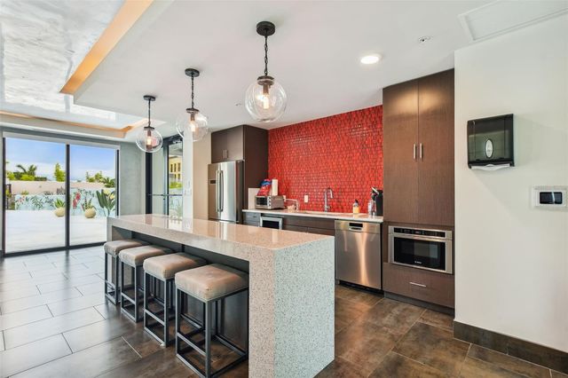 199 DALI BOULEVARD 1001, St Petersburg, FL 33701