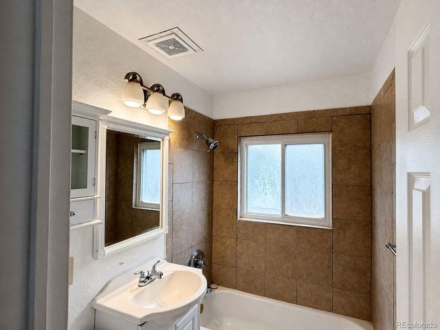 2787 S Julian St, Denver, CO 80236