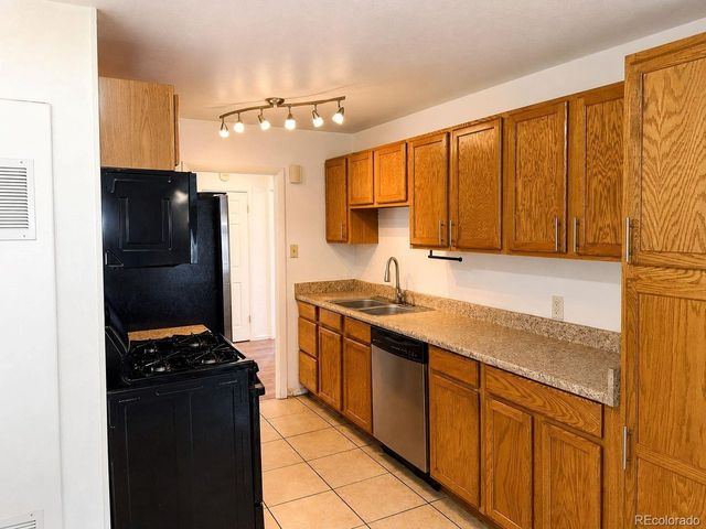 2787 S Julian St, Denver, CO 80236