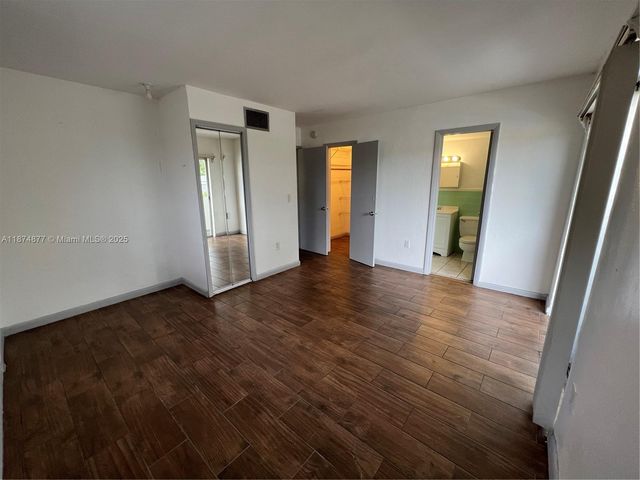 465 S Royal Poinciana Blvd 1B, Miami Springs, FL 33166