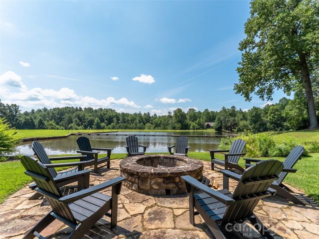M11 Pine Mountain Trail, Brevard, NC 28712