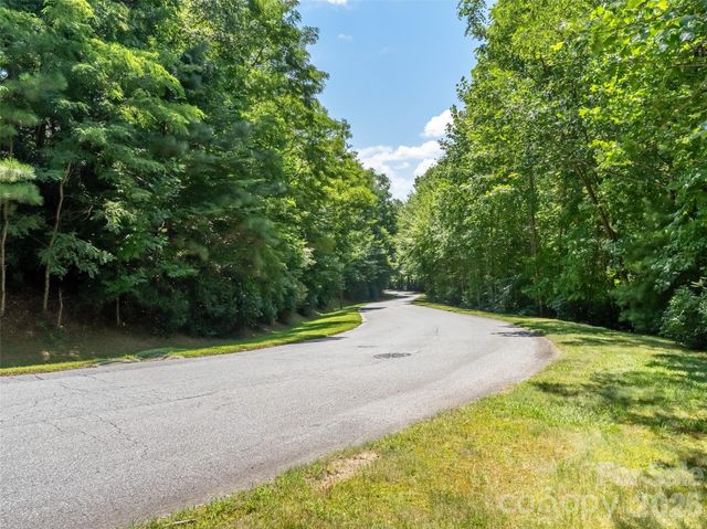 M11 Pine Mountain Trail, Brevard, NC 28712
