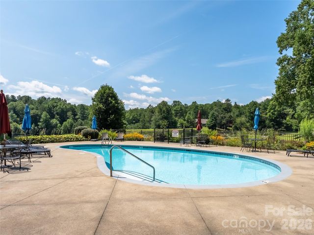 M11 Pine Mountain Trail, Brevard, NC 28712