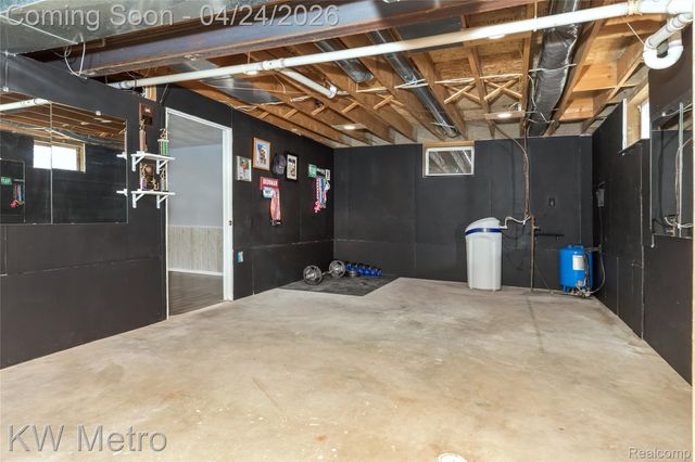 1025 Crystal Wood Drive, Davison Township, MI 48423