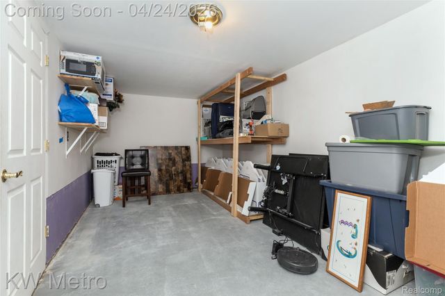 1025 Crystal Wood Drive, Davison Township, MI 48423