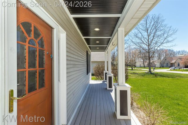 1025 Crystal Wood Drive, Davison Township, MI 48423