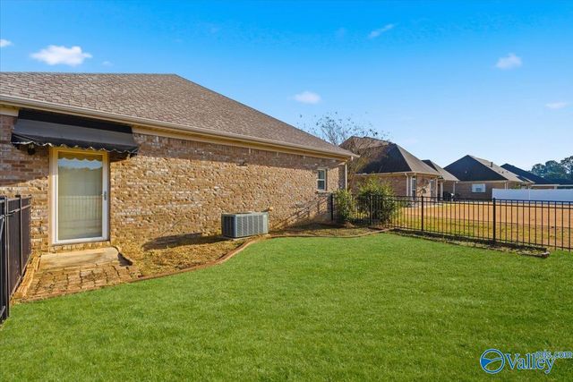 711 Appaloosa Lane, Decatur, AL 35603
