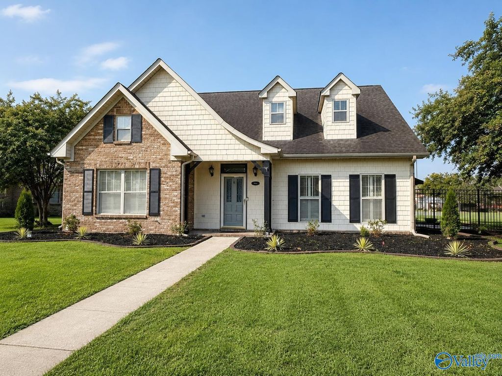711 Appaloosa Lane, Decatur, AL 35603