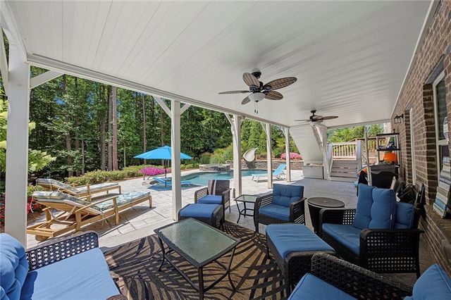 304 Misty Morning Circle, Canton, GA 30114