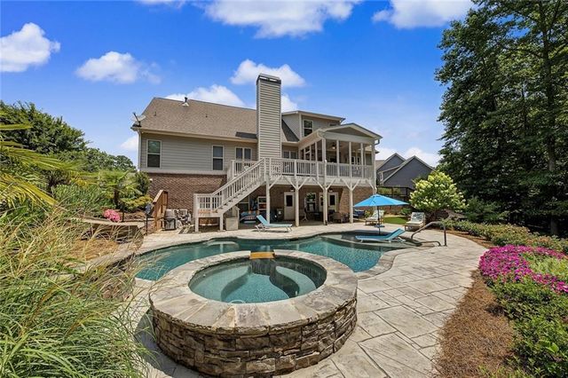304 Misty Morning Circle, Canton, GA 30114
