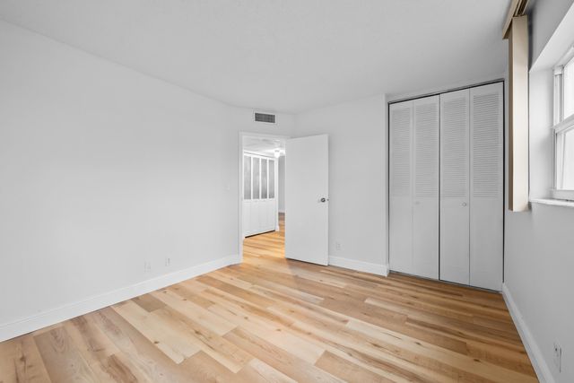3401 NW 47TH Avenue 401, Lauderdale Lakes, FL 33319