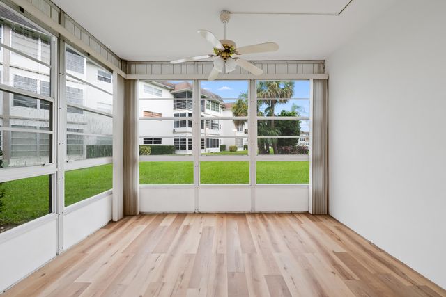 3401 NW 47TH Avenue 401, Lauderdale Lakes, FL 33319